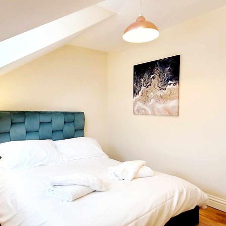 Apartment 5 - Two Bedroom Luxury Apartment Close To Town, Mainline Rail & Theatre Stylish And Comfortable ダーリントン エクステリア 写真