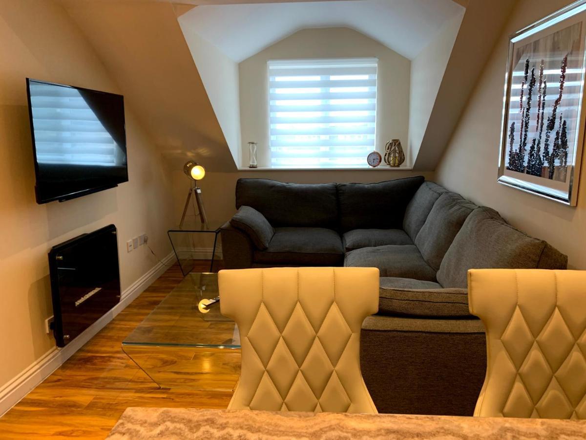 Apartment 5 - Two Bedroom Luxury Apartment Close To Town, Mainline Rail & Theatre Stylish And Comfortable ダーリントン エクステリア 写真